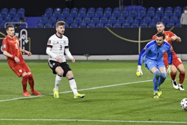 MAKEDONCI RAZJARENI: Nemci nam nisu čestitali na pobedi!