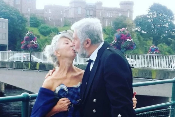 NIKOS JE PSIHIČKI SKRENUO! Maja Volk ostavila Grka, pa oplela po njemu!