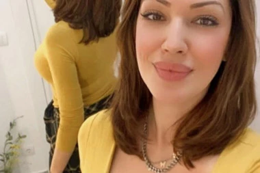 NINA POZIRALA SA SINOM, OD LEČIĆA NI TRAGA: Nasmejana voditeljka napravila proslavu!