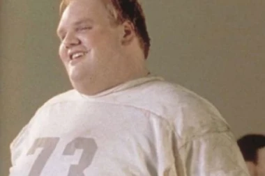 (FOTO) GLUMAC JE  IMAO 225 KILA, A SADA JE SVE ŠOKIRAO TRANSFORMACIJOM!  Trljaćete oči u neverici nakon ovih fotografija!