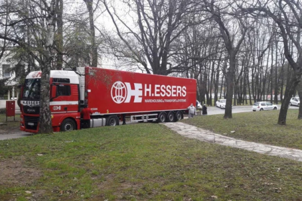 (FOTO) Na Torlak stiglo još 106.470 doza Fajzer vakcina!