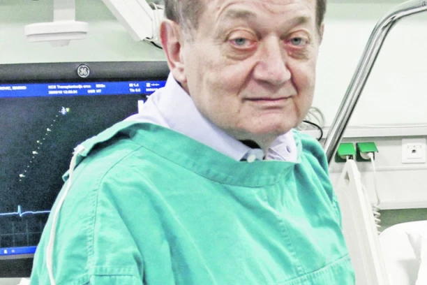 BILA SU DVE GRUPE ATENTATORA! Šok tvrdnje hirurga koji je pokušao da spase život Zoranu Đinđiću! NIKAD NIJE POZVAN ZA SVEDOKA, A ON OTKRIVA I RAZLOG!