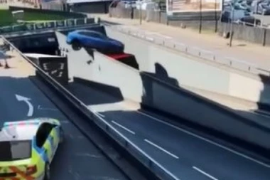 (VIDEO) Ljudi, zašto radite ovo? JEZIV SNIMAK NENORMALNE VOŽNJE ŠIRI SE DRUŠTVENIM MREŽAMA!