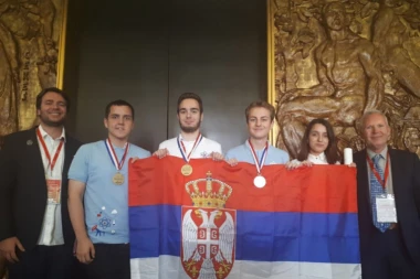 SRBIJO ONI SU TVOJ PONOS! Genijalci sa niškog PMF-a na Stenfordovoj listi najuticajnijih naučnika u svetu