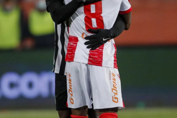 UDARNA VEST: Zvezdi zamalo nisu OTELI Kangu, a sada dovode VELIKOG ljubimca Grobara!