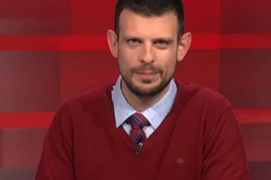 (VIDEO) DOVIĐENJA POSLE 9 GODINA: Voditelj Nemanja uživo otkrio da NAPUŠTA RTS!