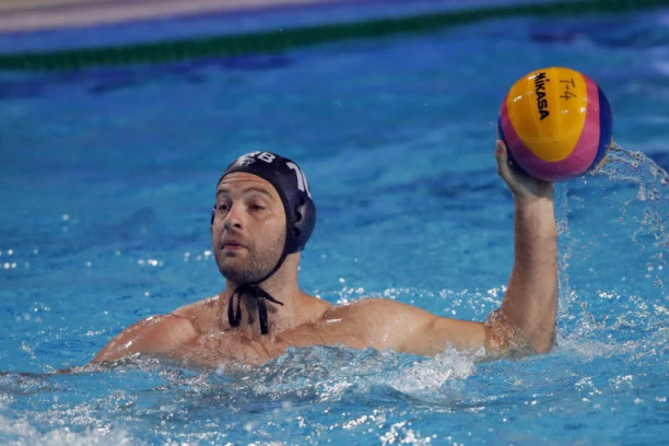 NOŽ U LEĐA GROBARIMA: Filip Filipović POTPISUJE za crveno-bele!