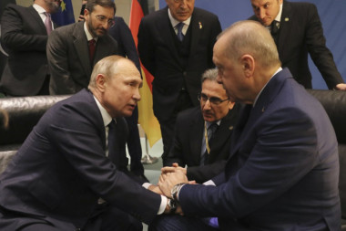 RUSIJA JE MOĆNA DRŽAVA: Zapad je napada bez granica - Erdogan stao na Putinovu stranu?