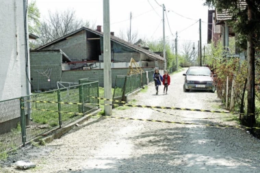 JEZIVE REČI OCA NASTRADALOG MALIŠANA (5) U POŽAREVCU: Popio bih otrov, ali to ne može da mi vrati sina