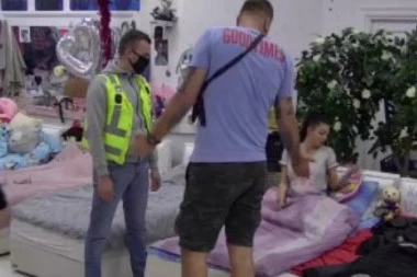 (VIDEO) SMIRI SE, LESI! Maja i Janjuš se ponovo ŽESTOKO POSVAĐALI, ona mu poručila da ju je oprao i da je Čorba njega ČEREČIO!