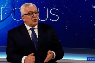 MANDIĆ UPOZORAVA: Krivokapić nešto krije, opasno je ako Vlada Crne Gore učestvuje u kampanji protiv Republike Srpske