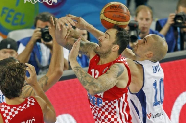 (VIDEO) KAKAV PAĆENIK: Poznati hrvatski košarkaš KRAO novac saigračima dok je igrao u NBA ligi!