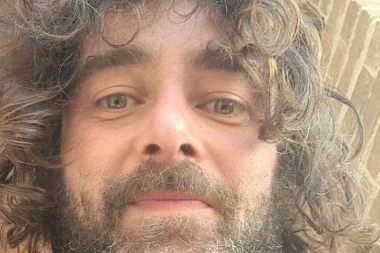 KATOLIČKI SVEŠTENIK USRED MISE PRIZNAO DA JE ZALJUBLJEN! Italijan se odrekao poziva zbog Laure, a evo šta je rekao o celibatu