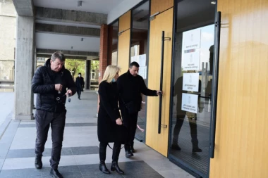 SUĐENJE UBICI SA TVITERA ODLOŽENO ZA 7. MAJ! Ocu ubijenog Mileusnića očajan: Ovo odlaganje je stresno i preteško za nas