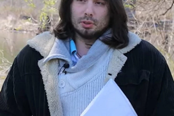 MLADI TATA SAŠA KOVAČEVIĆ IZ KOTEŽA NE KRIJE DA JE BIO ŽRTVA PORODIČNOG NASILJA! Žena ga tukla, branila da jede, ali NAJGORE JE PROŠLO njihovo DETE!