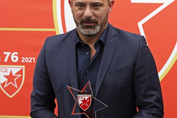 GOTOVO! ITALIJANI ZAGRIZLI - DEKI PRELOMIO: Poznato koga će Stanković TRENIRATI sledeće sezone!