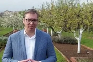 (VIDEO) VUČIĆ NAJAVIO: Sutra stiže još 130.000 ruskih vakcina u Srbiju!