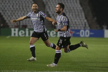 UZBUDLJIV DERBI U GRČKOJ: Živković dao gol, Mladenović asistirao!