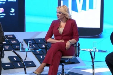 (FOTO) MINISTARKA ODUŠEVILA STAJLINGOM: Jedan DETALJ na sakou Darije Kisić Tepavčević je svima promakao!