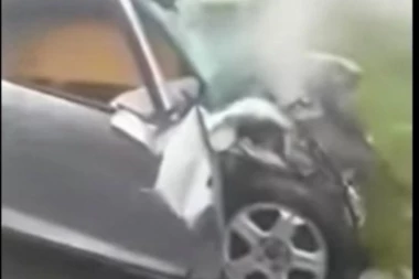 (FOTO) MLADI HRVAT SNIMIO SOPSTVENU SMRT! Divljao  po auto-putu bez položenog ispita, vezanog pojasa, sa sve telefonom u ruci! NE BRŽE OD ŽIVOTA!