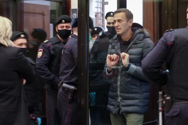 PRETI MU ZASTOJ SRCA! Putinovom kritičaru sve lošije, PREBAČEN U BOLNICU, ali stanje mu je sve teže