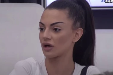 (FOTO) TARA SIMOV NASTAVLJA DA DIVLJA I NAKON ZADRUGE: Dovela u opasnost svoj i tuđi život!