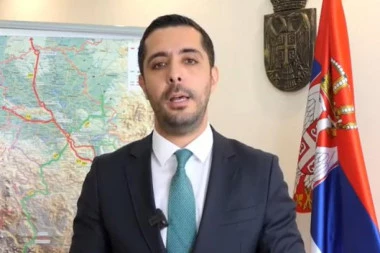 Momirović: Odvratni napadi na porodicu predsednika pokazatelj su nemoći