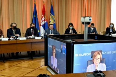 (FOTO) Ministar Vulin sa direktorkom kancelarije Evropola o nastavku saradnje