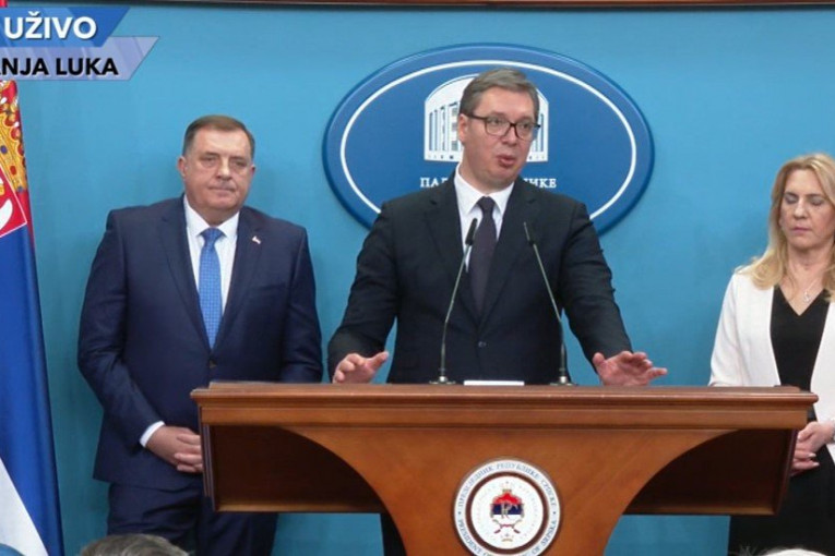 Predsednik Vučić poručio iz Banjaluke: Mir je naša budućnost, Srbija ulaže u Republiku Srpsku! (VIDEO)