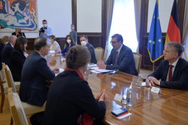 BEZ USTEZANJA! Vučić razgovarao sa nemačkim šefom diplomatije, O KOSOVU POSLAO JASNU PORUKU!