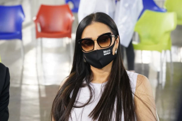 SPAVALA SAM KAO BEBA: Ceca otkrila kako se oseća dan nakon vakcine!