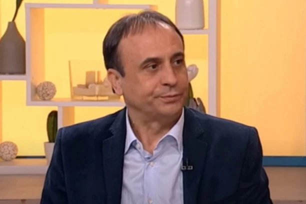 I ONA SE BAVI JAVNIM POSLOM! Ovo je ćerka BEKIJA BEKIĆA, a pevač je otkrio da je preživeo ŠOK zbog NJE! (FOTO)