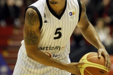 DETONACIJA: Ogromno POJAČANJE - vratio se Kurtis Džerels!