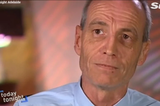 JA SAM ČARLSOV I KAMILIN SIN I IMAM DOKAZ ZA TO! Australijanac bi na tron umesto Vilijama, a fotografija koju je objavio OSTAVLJA BEZ TEKSTA