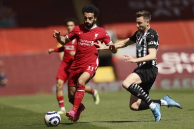 (VIDEO) SENZACIJA NA ENFILDU: Hladan tuš za Liverpul u 95. minutu!