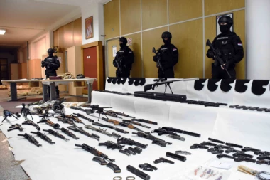 IZA VELJE NEVOLJE I NJEGOVIH ZLOČINA STOJI IZUZETNO MOĆNA OSOBA IZ VRHA DRŽAVE! Srpski političar otkriva i ko je to! ŠOKANTNO!