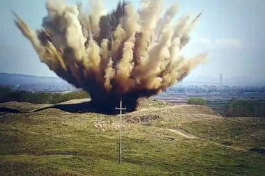 UNIŠTENA BOMBA IZ DRUGOG SVETSKOG RATA: Eksplozija izvršena u Deliblatskoj peščari