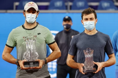 RUSKA SENZACIJA BEZ TROFEJA U BEOGRADU: Poražen u finalu, pa poručio - Đoković je neuporediv!