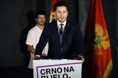ABAZOVIĆA ČUVAJU SPECIJALNE JEDINICE I BLINDIRANO VOZILO! Drugi čovek vlade Crne Gore u PANIČNOM STRAHU, a evo ko mu preti