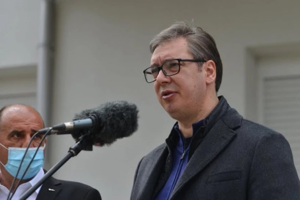 VUČIĆ O POSETI ŠAPCU: Nastavljamo da gradimo!