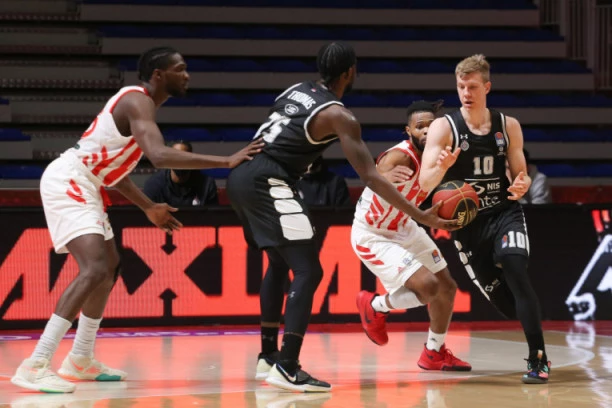 GROBARI ĆE BITI BESNI: Legendarni košarkaš Partizana NAVIJA za Crvenu zvezdu!