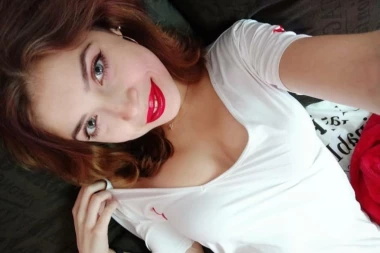 ORGIJALA NA NAJSVETIJEM MESTU, PA JE SAD TRAŽI ČITAVO OSTRVO! Ruskoj zvezdi filmova za odrasle preti robija