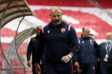 LJUT NA SVOJE MOMKE: Stanković BESAN posle remija na Banjici!