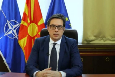 NA CRTU SMEM SVAKOME OSIM VUČIĆU! Makedonski lider priznao da je predsednik Srbije neprikosnoven: Bolji je u svemu!