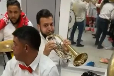 (VIDEO) ORI SE "MARAKANA": Trubači u svlačionici Crvene zvezde!
