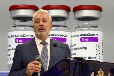 KRIVOKAPIĆ ZAHVALIO SRBIJI NA VAKCINAMA: Hvala bratskom narodu koji je i ovog puta nesebično pomogao Crnu Goru