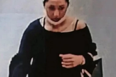 (FOTO, VIDEO) ČOVEK OSTAO "KRAĆI" ZA 8.500 EVRA! Teška krađa u jednom beogradskom TC!