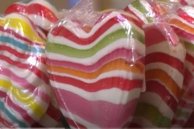 TESTIRANJE DECE NA KORONU UZ POMOĆ LIZALICA! Rezultati za svega 15 minuta! OVO SU DETALJI!