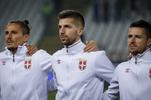 ŠALKE JE OVO JEDVA DOČEKAO: Posao je završen! Nastasić u Fiorentini