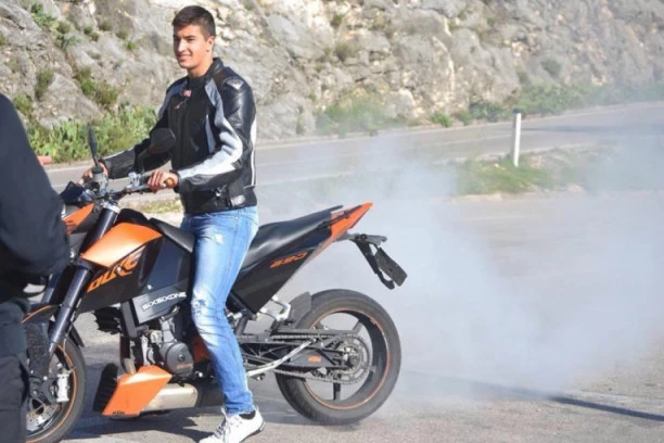 KO JE DANILO ADŽIĆ? Crnogorac koji je SKRNAVIO crkvu u Kotoru je SIN POZNATOG SPORTISTE